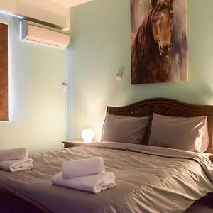 Callisto 3 Bedroom Apartament
